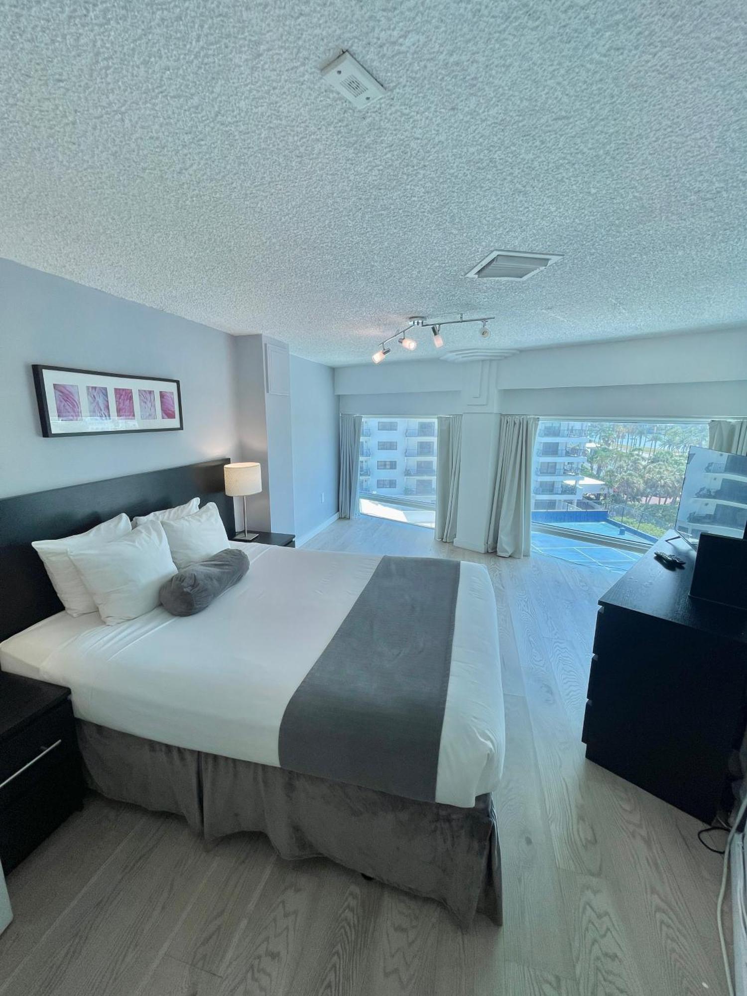 New Point Miami Beach Apartments Ngoại thất bức ảnh